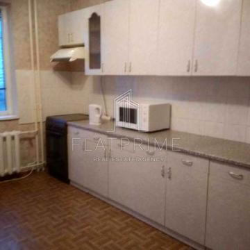 Драгоманова вул., 14