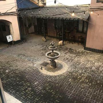 Продаж квартири по вул. Кобилянській  12