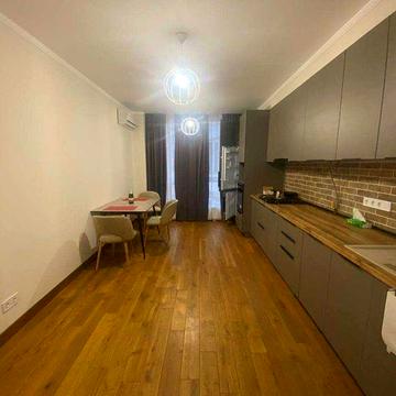 Квартира з ремонтом напроти Центрального парку ЖК Сяйво