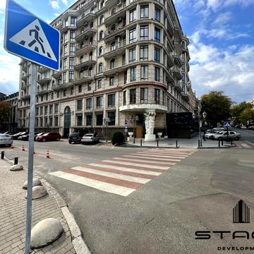 Грецька вул., 5