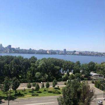 Продам Видовую 3-комнатную квартиру на Малиновского, Солнечный