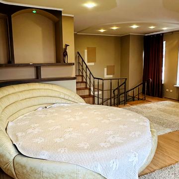 Героїв Дніпра вул., 53