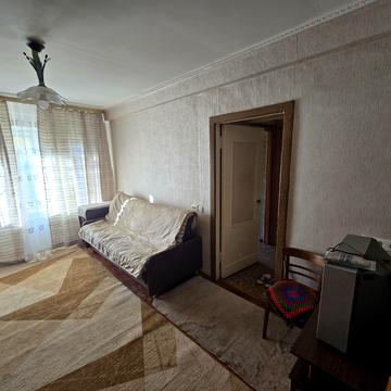 Каунаська вул., 4/2