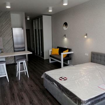 Павла Лі пров. (Московський), 2-Б