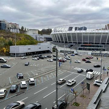 Еспланадна вул., 32