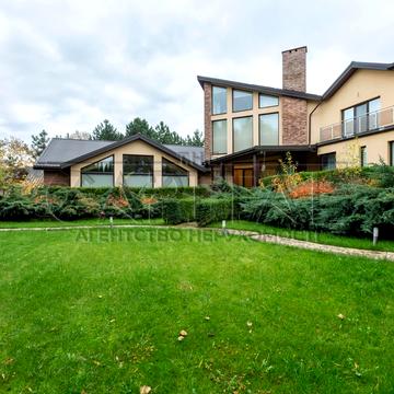 Скіфська вул.