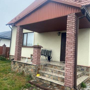 Оренда двоповерхового будинку