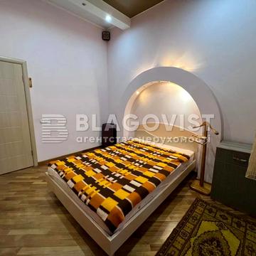 Костянтинівська вул., 4