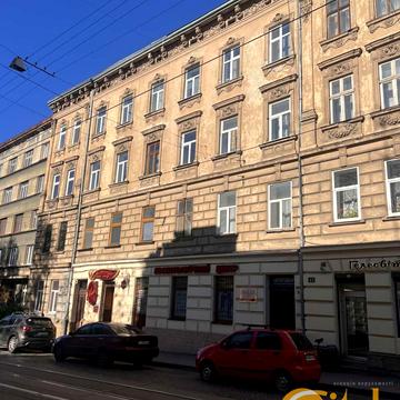 Личаківська вул. (), 48