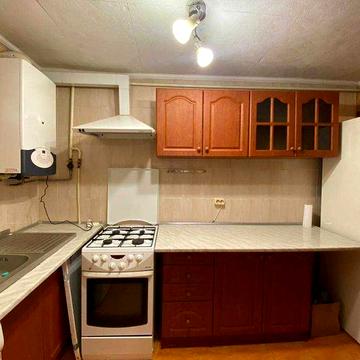 Продам 1 кім квартиру на Богдана Хмельницького