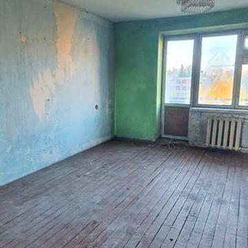 Продаж 4 кімн квартири 83кв.м. в цегляному будинку