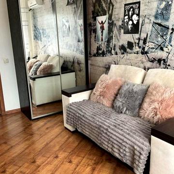 Дмитра Луценка вул. (Крейсера "Аврора"), 5