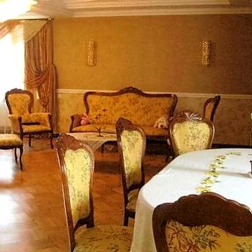 Широка вул., 21