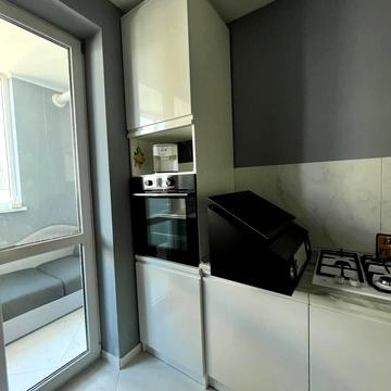 Олександра Довженка вул., 53