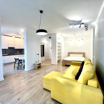 Уляни Кравченко вул., 8