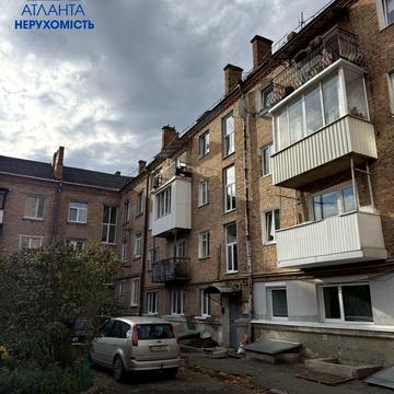 Шопена вул., 10