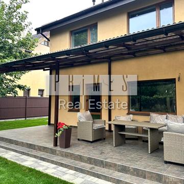 Садова вул.