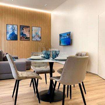 Михайлівська вул., 21