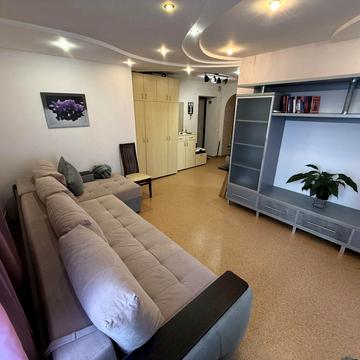 Великотирновська вул., 25/2 к1