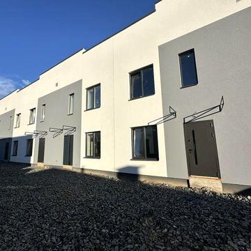 Ближні Якушенці продаж таунхаусів