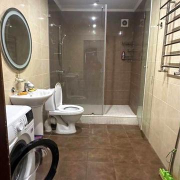 Здається 2-х кім будинок біля Гідросили. Окремий двір, вїзд