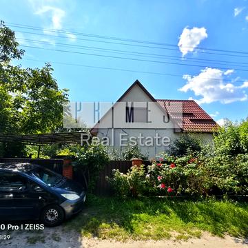 Центральна вул.