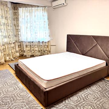 Нижній Вал вул., 41