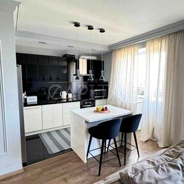 Продаж квартири, с. Чайки, вул. Лобановського