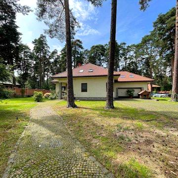 Продаж будинку Брюховичі