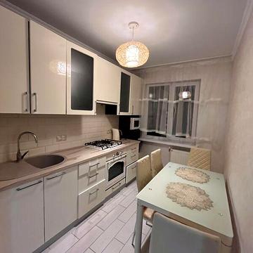 Довгострокова оренда 3к Квартира Легоцького вулиця