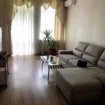 Торгова вул., 16