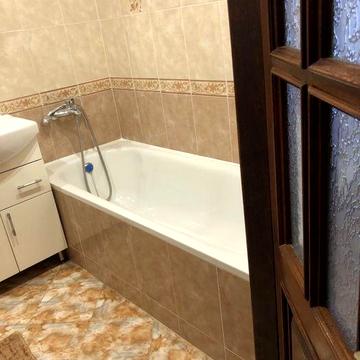 Сдам 2 комн квартиру  район медкомплекс , немышлянский