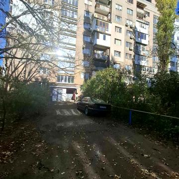 Героїв Крут вул. (Валентини Терешкової), 41