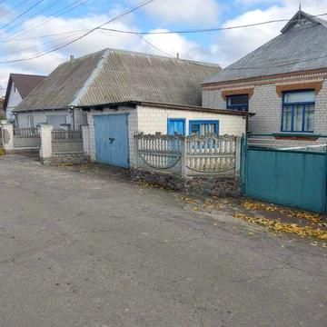 Продаж просторого будинку смт.Рокитне