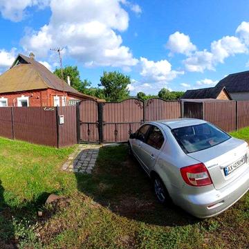 Продам 3-х кімнатний будинок в Краснокутську, 15 хвилин від центру.