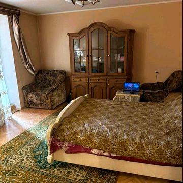 Продаю квартиру пр Центральний- вул 6я Слобiдська