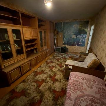 Здається 2 кім. квартира в цетрі міста по Лермонтова 22