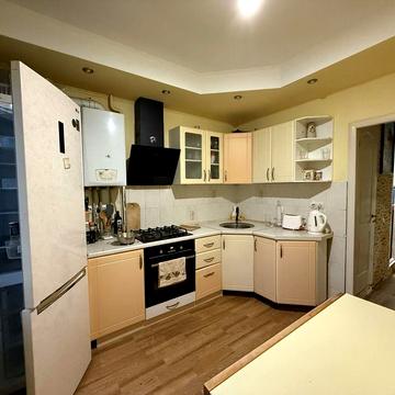 Продаж 2-кімнатної квартири в районі Ковалівки