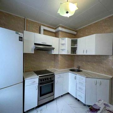 Продам 2-комн. квартиру с РЕМОНТОМ на ул.Заболотного/ТЦ "Семья"