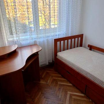 Продаж 4-кімнатноі квартири від власника