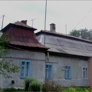Продається квартира в центрі мальовничого  смт Перегінське
