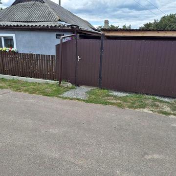 Продається будинок (терміново)