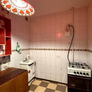 Володимира Великого вул. (Енгельса), 1