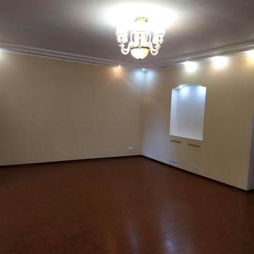 Продам  5- ти комнатную квартиру на Днепрострое