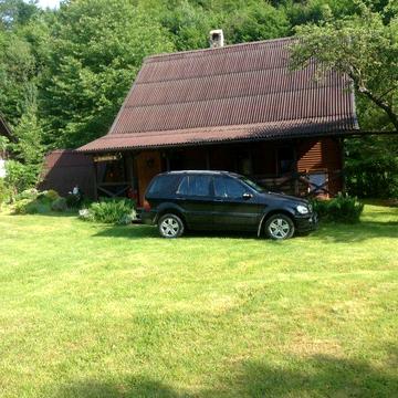 Дом—Дача Черновицка обл.Вижницкий район Бергомет 11соток под лесом.