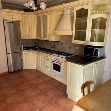 Оренда 4кімнатної квартири вул.Лукаша 3