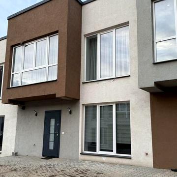 Здается в оренду таунхаус.