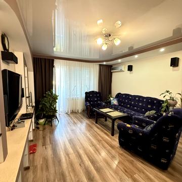 Бородинська вул., 16