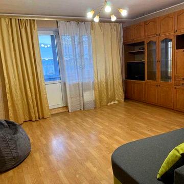 Здам 1К квартиру, р-н Севастопольскої площі, вул.Дачна 51