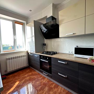 Свободи вул. (Олександра Пархоменка)